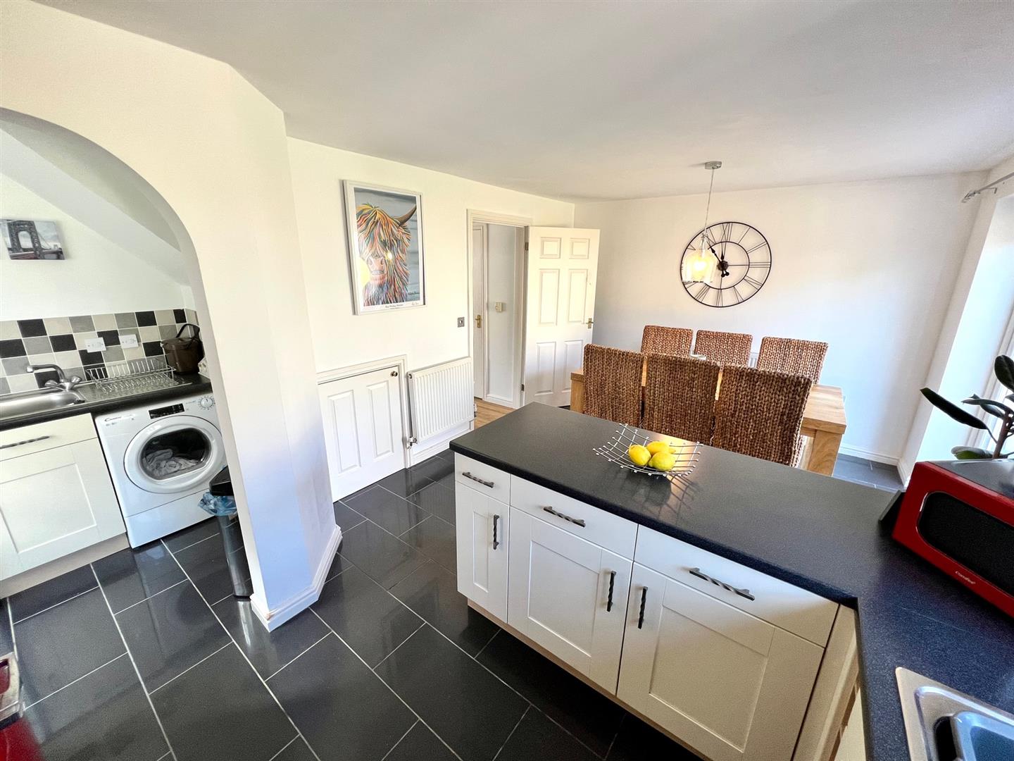 Pant Bryn Isaf, Llwynhendy, Llanelli, £255,000 Dawsons Property